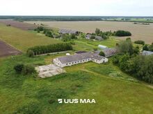 Müüa äripind/laut Rohu külas.
