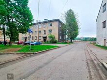 Продается 2-х комнатная квартира в старом городе, рядом