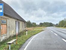 Müüa Paadla kõrtsihoone!