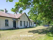 Ajaloolised paekivihooned Saaremaa südames!