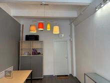Äripind 17,6m2 kvaliteetse mööbliga
