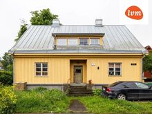 MÜÜA SUPER ASUKOHAGA ARMAS KAHETOALINE KORTER KESKLINNAS!