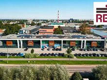 Kaubanduspind aktiivses äripiirkonnas Kadaka teel
