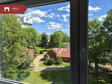 Valgusküllane korter liftiga majas
