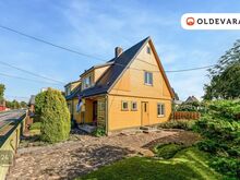 Hoolitsetud aed  Saun kõrvalhoones