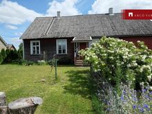 Müüa Türi linnas majaosa (kaasomand, sõlmitud on notariaalne kasutuskord) koos mõttelise osaga 