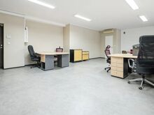 Üürile anda büroopind hoone 2.korrusel!