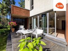MÜÜA SUPER ASUKOHA JA SUURE KINNISTUGA MAJA SAKUS!