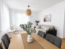 Valgusküllane 2-toaline korter rannarajoonis