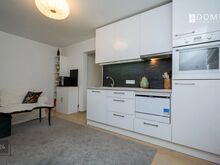 Soklikorruse äripind, sobib salongiks ja ka eluruumiks