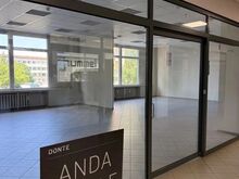Avar 1-korruse äripind Pärnu maanteel, tasuta parkimine