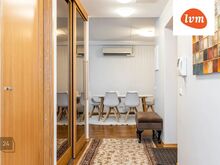 ÜÜRILE ANDA HEA ASUKOHAGA KENA KOLMETOALINE KORTER KESKLINNAS!