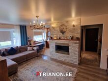 PÕHIINFO
Objekti tüüp: 4-toaline korter
Asukoht: Narva, Rahu tn 6
Pindala: 76,5 m²
Korrus: 5/5
S