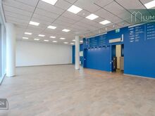 Suurte akendega äripind kesklinna lähedal