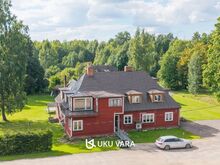 Avar ja võimalusterohke maja koos 4130 m2 kinnistuga.