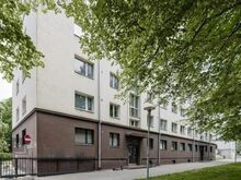 RENOVEERITUD KORTER KESKLINNAS, AKNAD SISEHOOVI