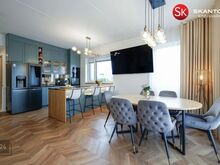 Ideaalne perekodu! Pilkuköitev disain! 1070m2 suur hoov!