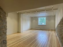 Esimesed 3 kuud 7 eur/m2 ja siis 9,5 eur/m2

Üürile anda 48 m² äripind Tallinna kesklinnas, Stoc