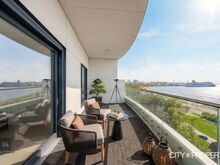 VÕIMSA MEREVAATEGA LUKSUSLIK PENTHOUSE Meerhofis