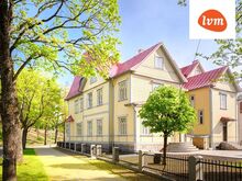 Harvaesinev pakkumine – pööningukorter renoveeritud villas.