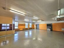 190m2 tootmis- või laopind