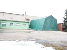 Ümbrus: ümbruses lao- ja tootmishooned, äärelinnas, teed heas seisukorras 
 Üürile anda tootmi