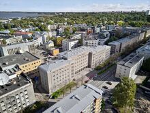 Armas stuudiokorter renoveeritud suursuguses majas kesklinnas