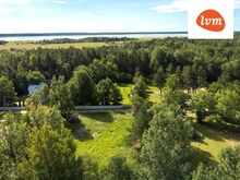 Müüa Kuressaare lähedal elamumaa elektri ja puurkaevuga!
