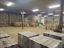Pind koosneb:

-laost pindalaga 343 m2 

 - kontorist

 – WC ruumist

 Üür + kom