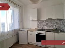 Üürile anda 1-toaline kaugküttega korter Riia mnt 28 majas, 5 korrusel