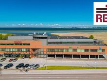 Avar möbleeritud büroo Rocca Al Mares