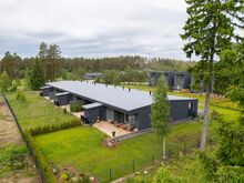 Viimane ridaelamu! Oma hoov. 2 parkimiskohta.
