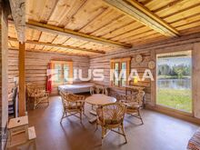 METSADE VAHEL JA VEE ÄÄRES