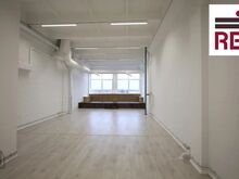 Kõrgete lagedega valgusrohke LOFT-stiilis büroo