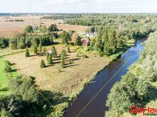 Jägala jõe kaldal ehitusloa ja projektiga