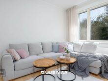 Avar korter kahel korrusel/Mööbel/Parkimine hoovis/Keldriboks