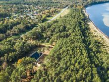 Ehitusõigusega 1,5 ha kinnistu mere lähedal.