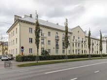 RENOVEERITUD KORTER MÖÖBLIGA, AKNAD SISEHOOVI