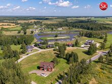Auhinnatud kaunis kodu Emajõe kaldal. Paadisadam!