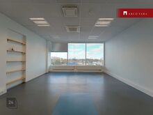 Soliidne büroo kesklinna lähedal, tasuta parkimine, tramm