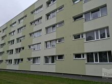 Renoveeritud maja. Vastas park ja spordiväljak!