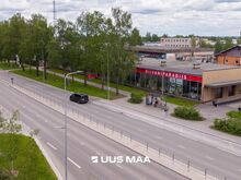 Silmapaistev äripind elava liiklusega Riia tänaval!