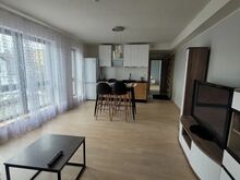 Uus kortermaja asub Karlova ja kesklinna piiril, hea asukoht ühendab endas kesklinnale omast hästi