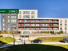ASUKOHT JA MAJA



Mäepealse 10 asub Tallinna Mustamäe linnaosas, piirkonnas, kus on hea ühendus 