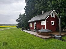 Müüa privaatse asukohaga eramu looduskaunis kohasRahulik elukeskkond, looduslähedus ja avarad võ
