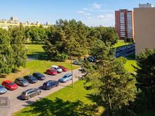 HEAS MAJAS JÄRVE LÄHEDAL