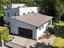 SUUREPÄRANE ASUKOHT
