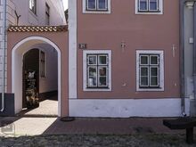 Unikaalne ajalooline hoone Pärnu südames