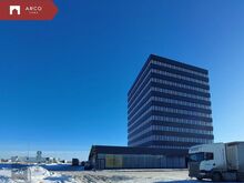 SUUR ÄRIHOONE VANA NARVA MAANTEE ÄÄRES!