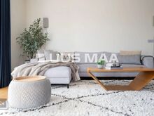 Kvaliteetne, valgusküllane.Tule vaata ja veendu kvaliteedis ise!